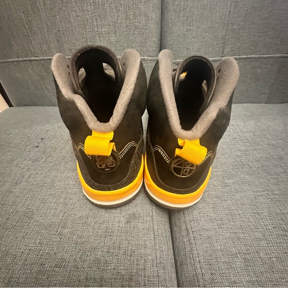 Air Jordan Spizike High Top Sneaker Black University Gold Men's sz 13 - Picture 11 of 15